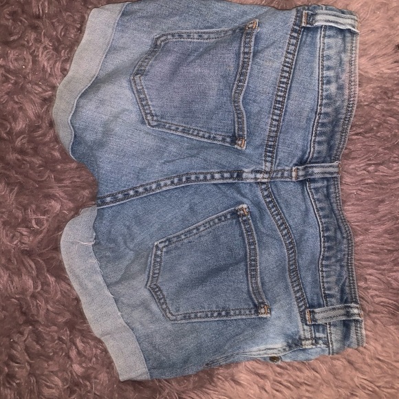 GAP bootcut denim jean shorts size small - Picture 2 of 3